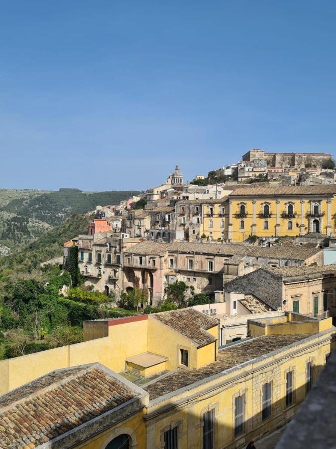 L'Apparthotel Ragusa Bagian luar foto