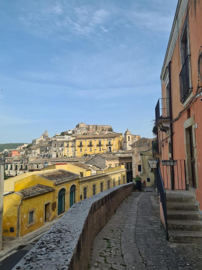 L'Apparthotel Ragusa Bagian luar foto