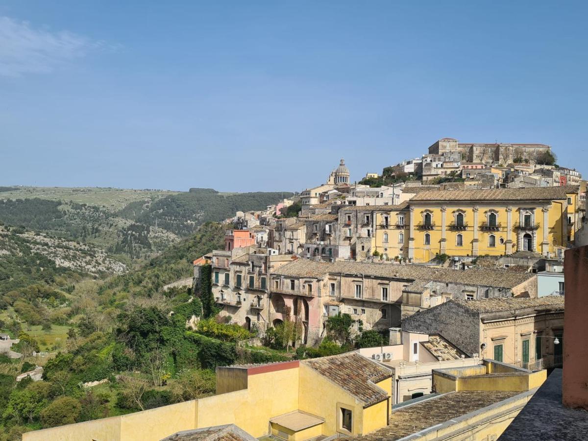 L'Apparthotel Ragusa Bagian luar foto