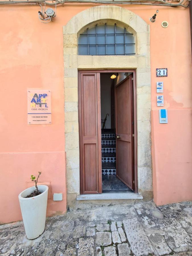 L'Apparthotel Ragusa Bagian luar foto